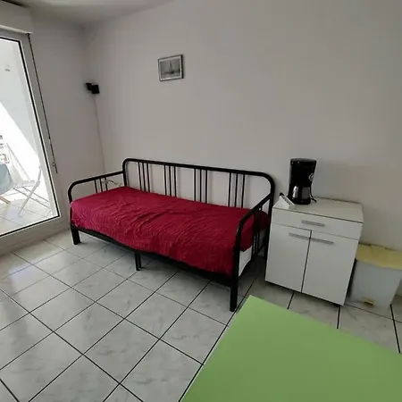 23m With Terrace With Pool
